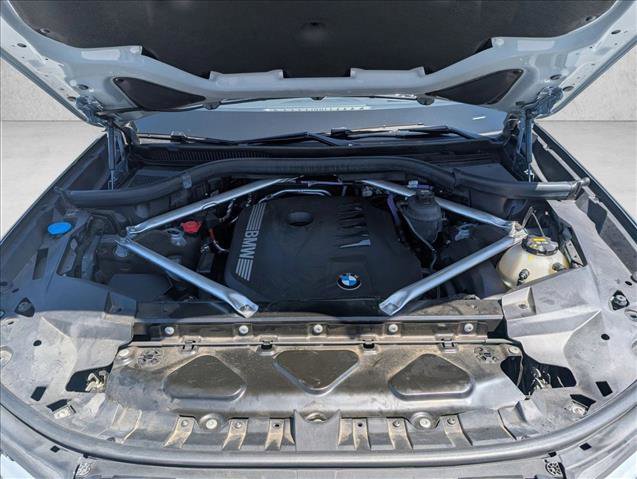 Used 2023 BMW X7 xDrive40i w/ M Sport Package image 23