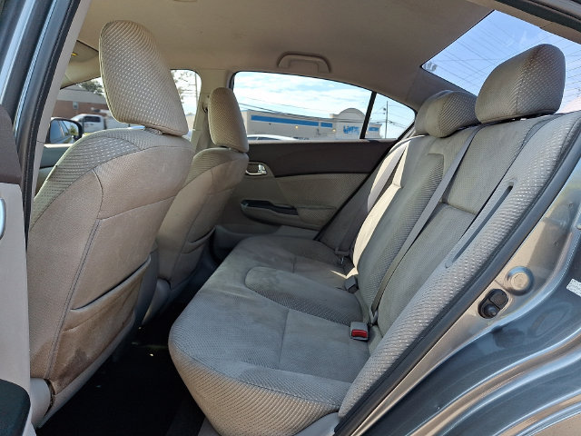Used 2012 Honda Civic Hybrid Sedan image 4
