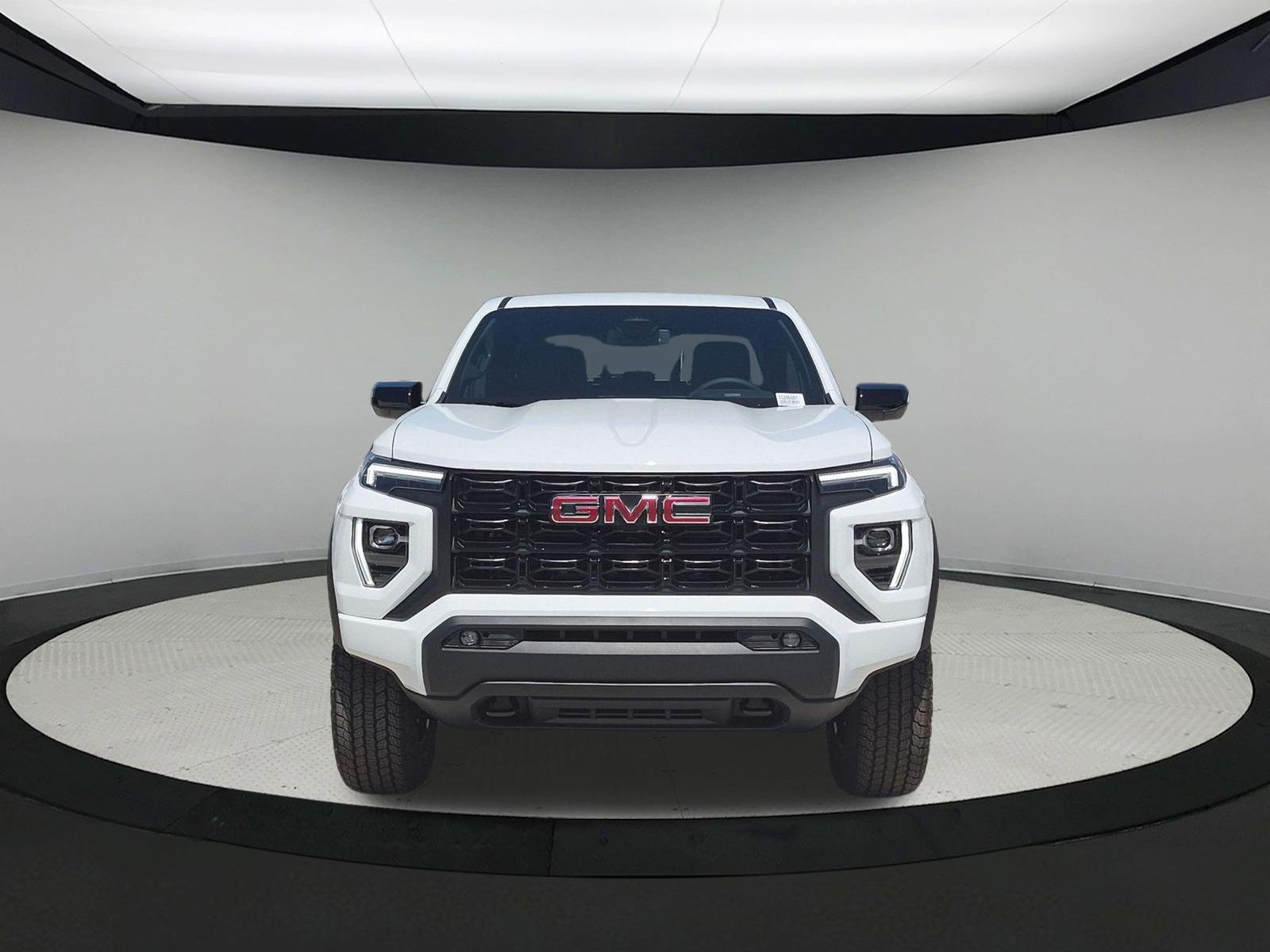 New 2026 GMC Canyon Elevation w/ Convenience Package RWD image 8