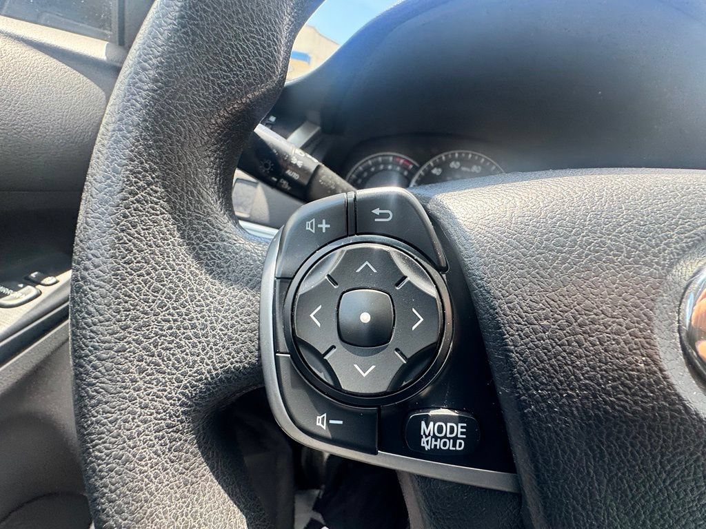 Used 2012 Toyota Camry LE FWD image 20