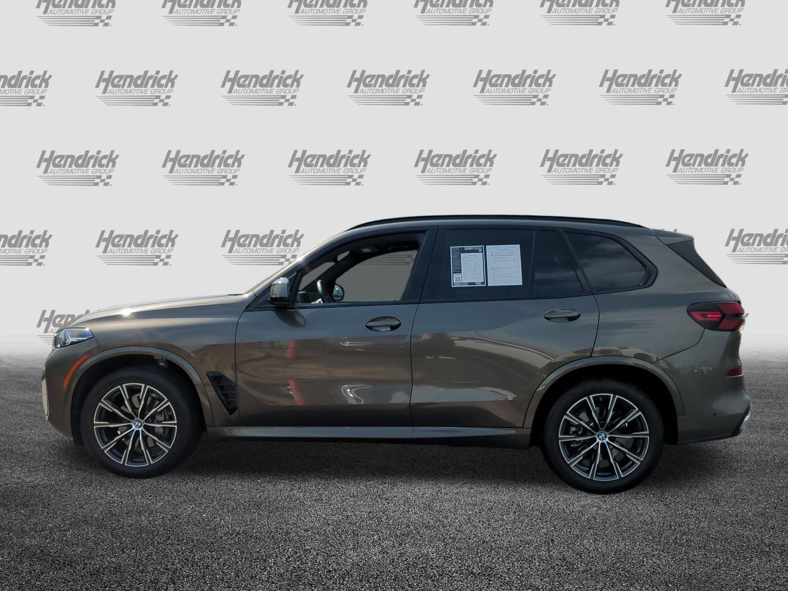 Certified 2024 BMW X5 xDrive40i w/ M Sport Package image 7