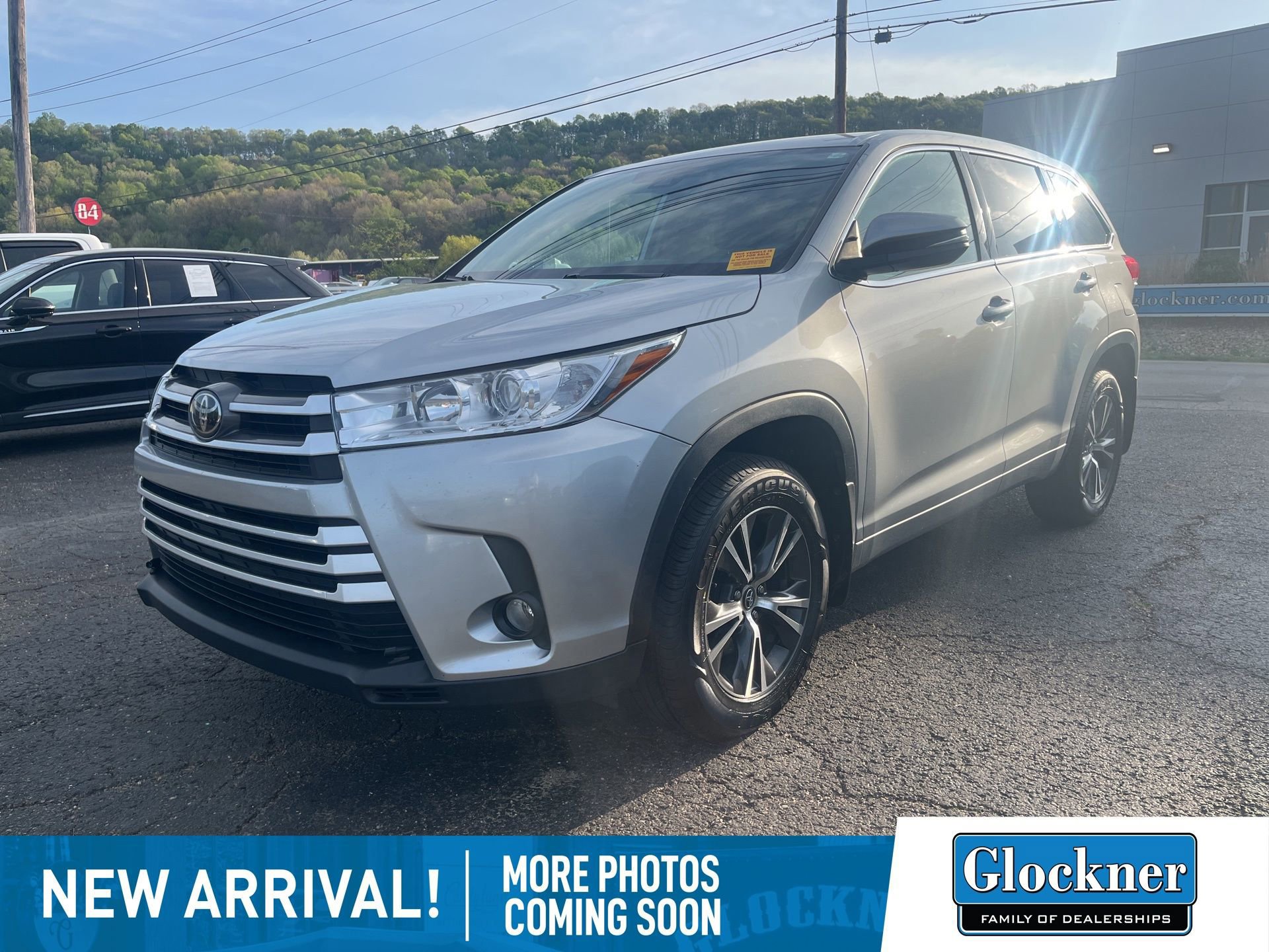 Used 2018 Toyota Highlander Plus w/ Carpet Mat Package (TMS)