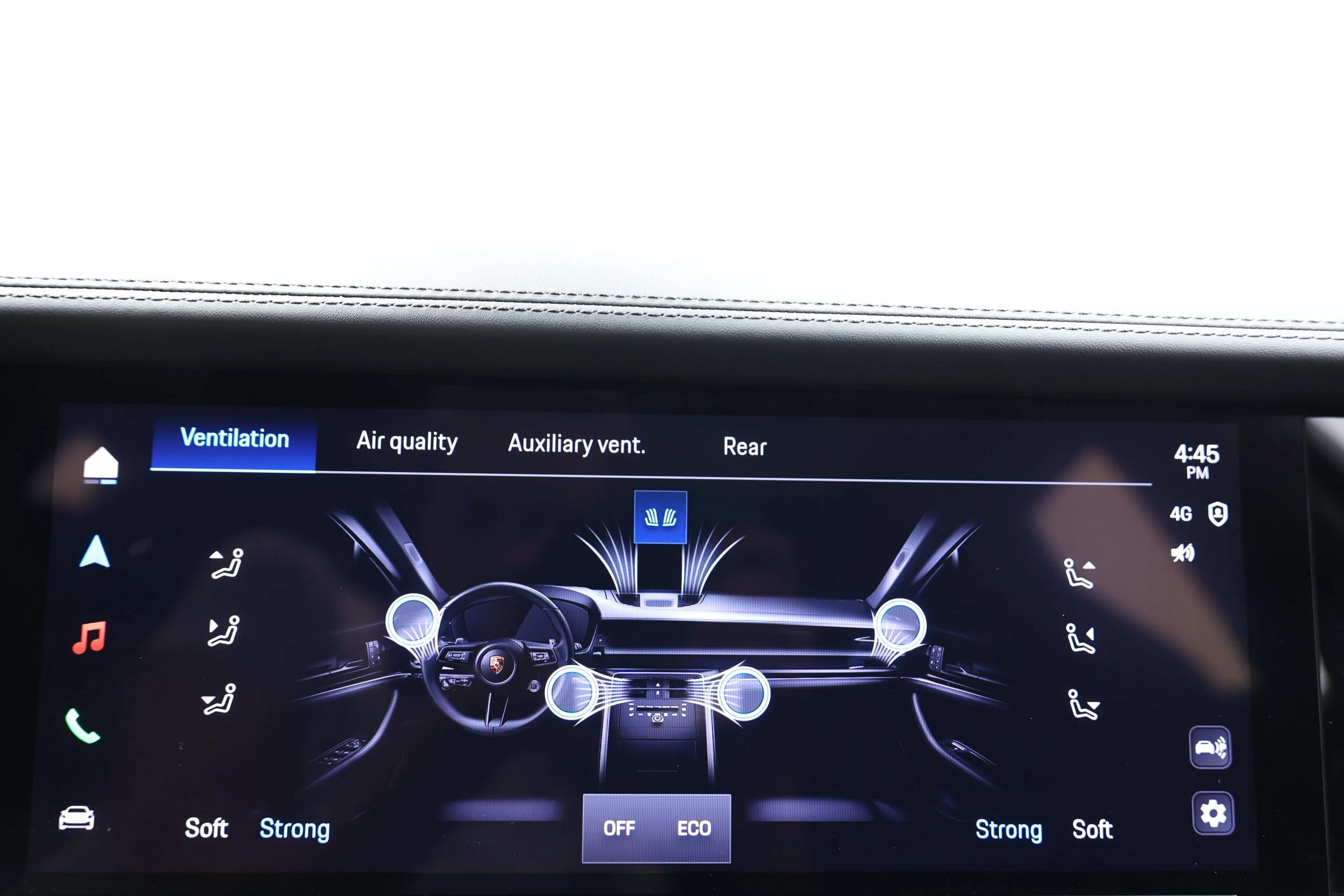 Used 2026 Porsche Panamera 4 w/ Premium Package AWD/4WD image 34