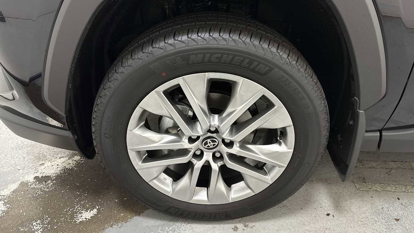 New 2025 Toyota RAV4 XLE Premium image 10