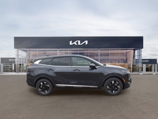 New 2026 Kia Sportage LX FWD image 2