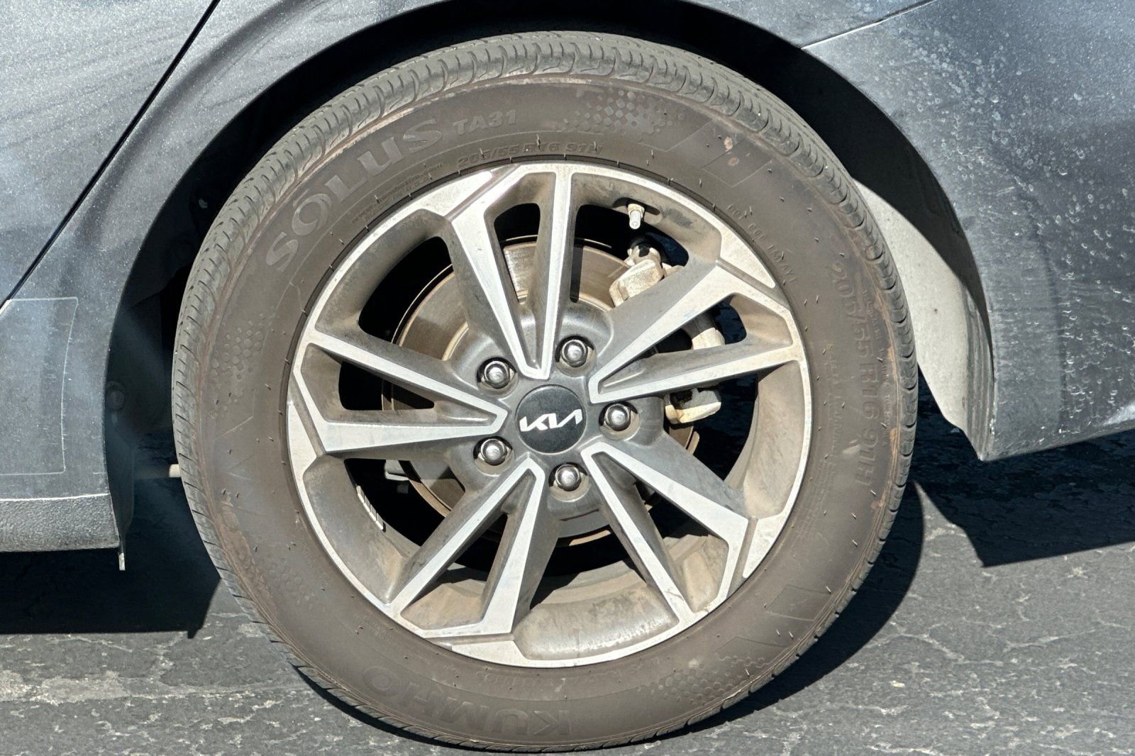 Used 2023 Kia Forte LXS w/ LXS Technology Package FWD image 40
