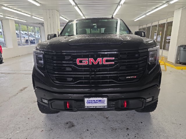 Used 2024 GMC Sierra 1500 AT4 w/ AT4 Premium Package AWD/4WD image 8
