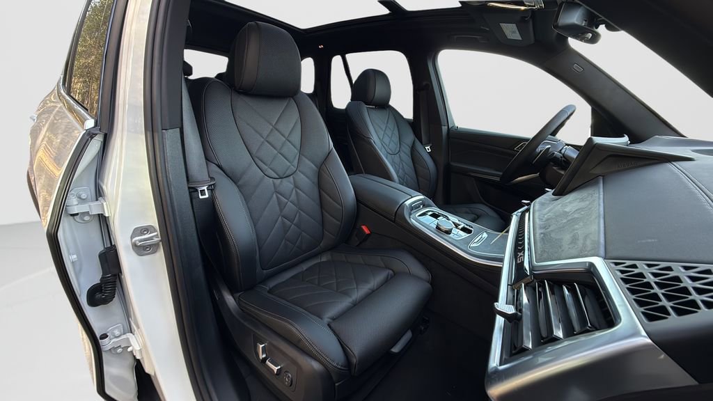 New 2026 BMW X5 xDrive40i AWD/4WD image 19