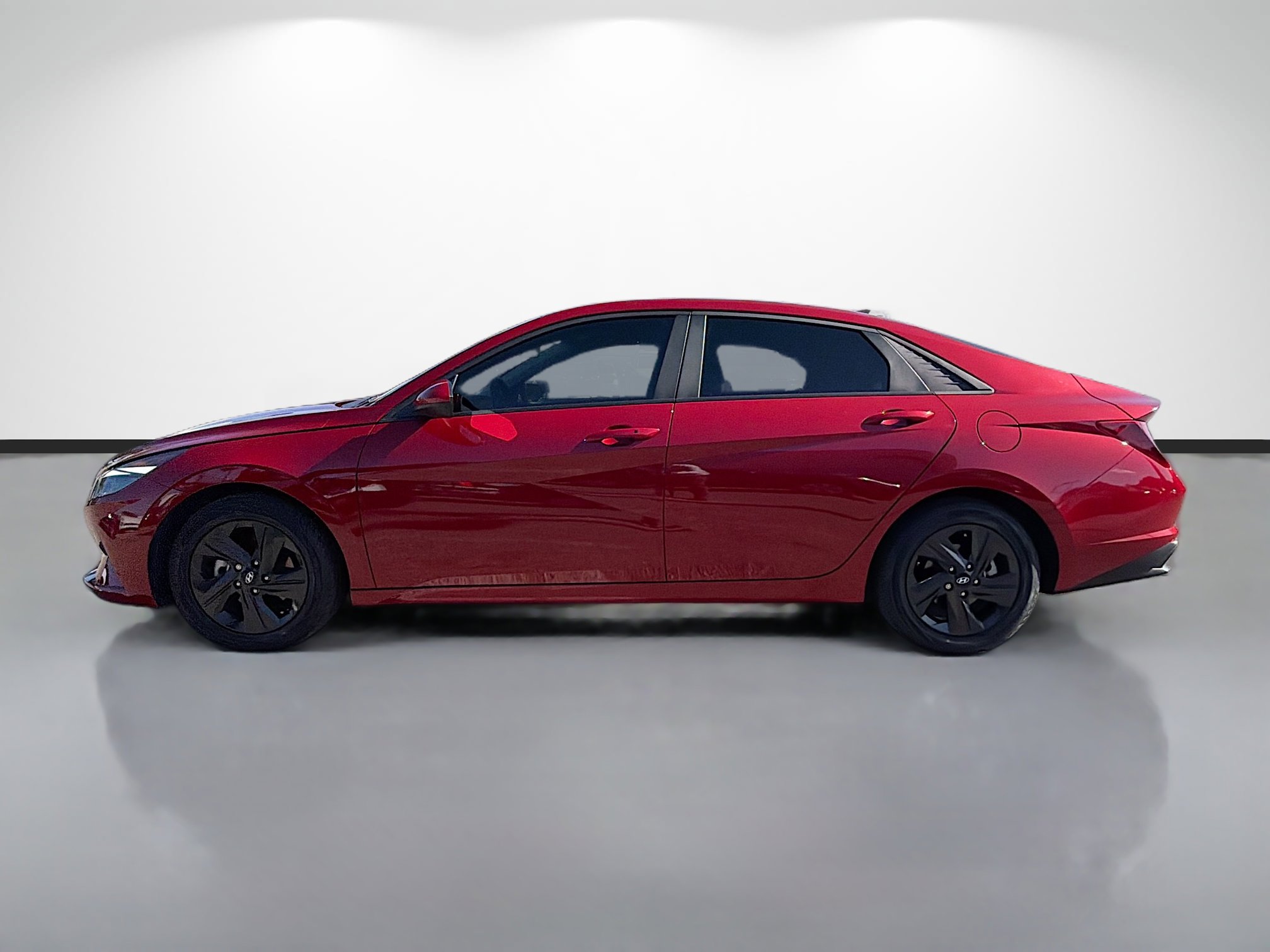 Used 2022 Hyundai Elantra SEL FWD image 6
