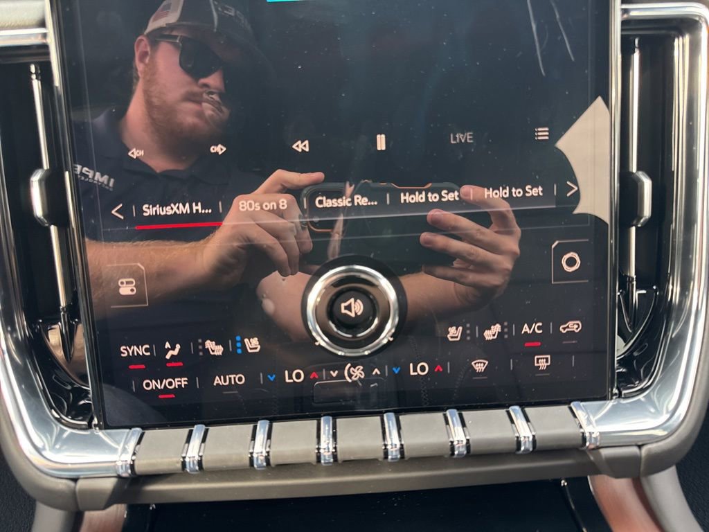 New 2026 GMC Yukon XL Denali image 21