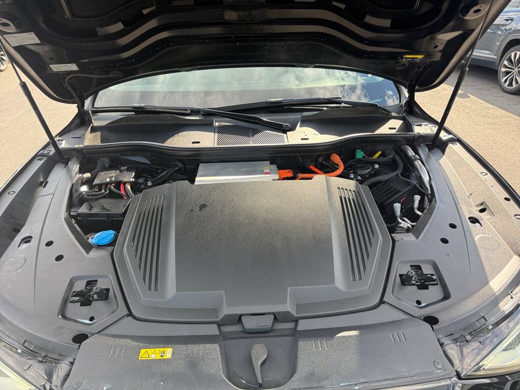 Used 2019 Audi e-tron Premium Plus AWD/4WD image 28