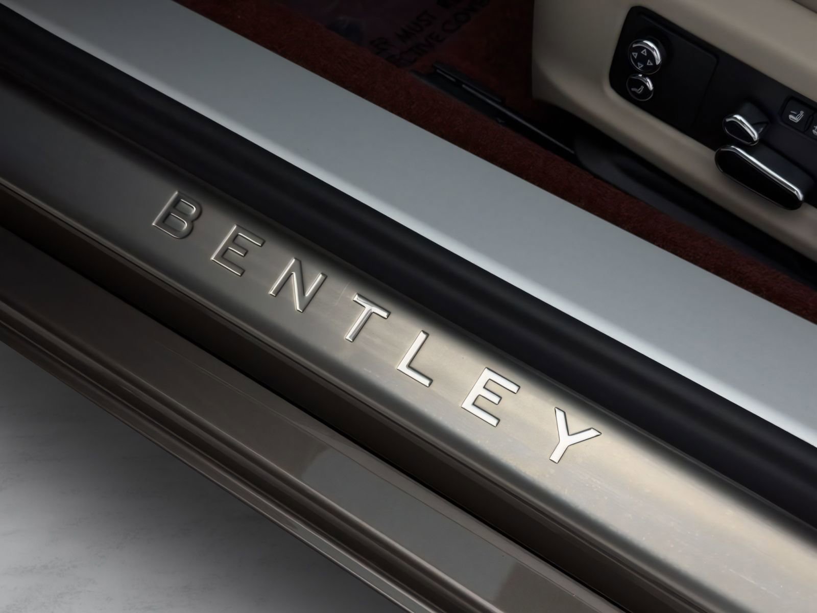 Used 2024 Bentley Continental GT AWD/4WD image 8