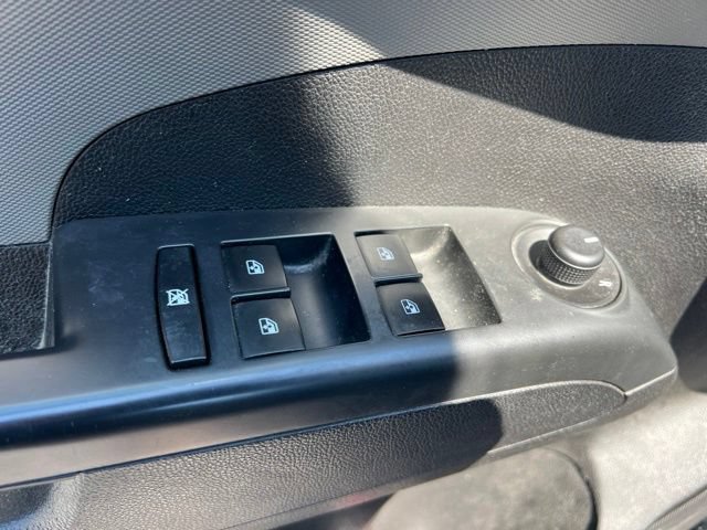 Used 2015 Chevrolet Sonic LT FWD image 23