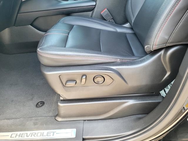 Used 2022 Chevrolet Tahoe RST w/ Luxury Package AWD/4WD image 17