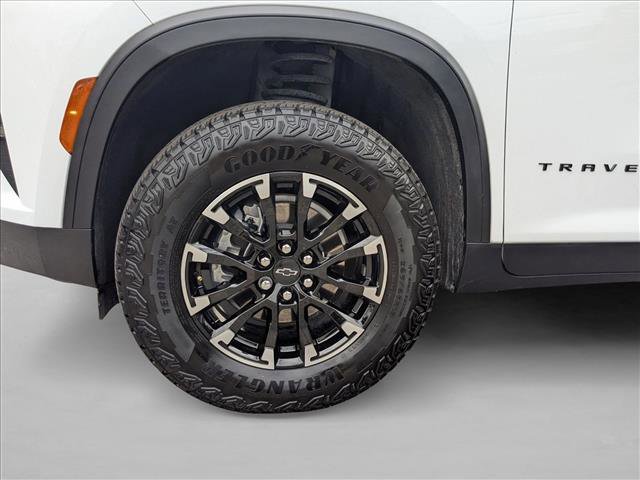Used 2024 Chevrolet Traverse Z71 image 24