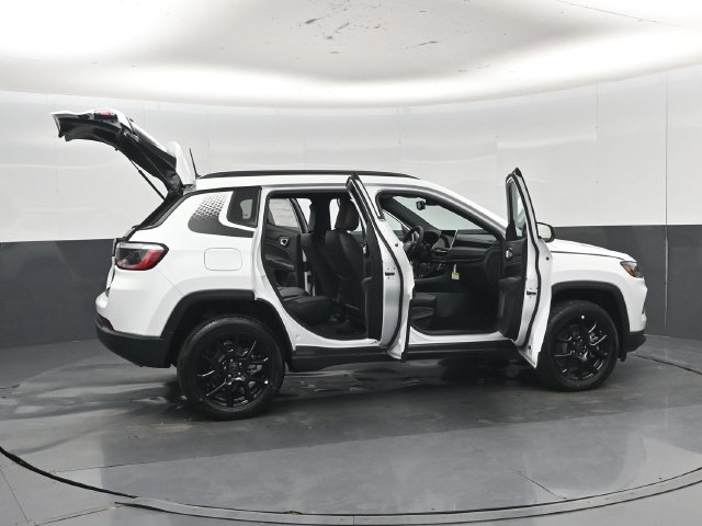 New 2027 Jeep Compass Latitude AWD/4WD image 58