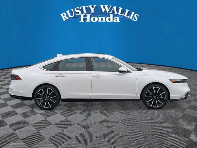 New 2026 Honda Accord Touring image 2