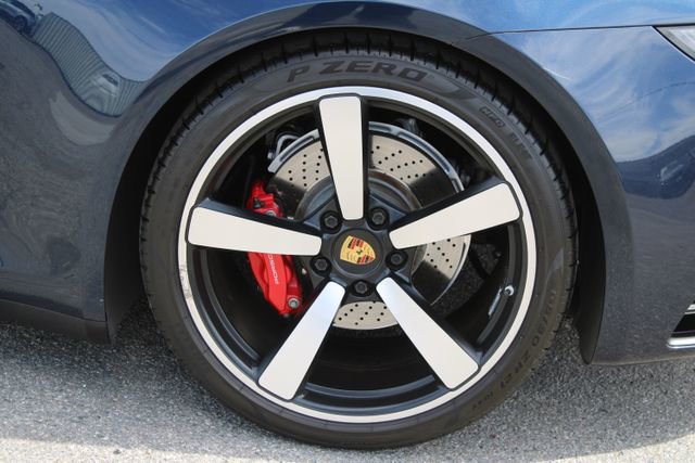 Used 2021 Porsche 911 Carrera 4S AWD/4WD image 7