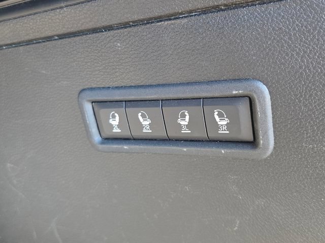 Used 2024 Jeep Wagoneer Series III AWD/4WD image 15