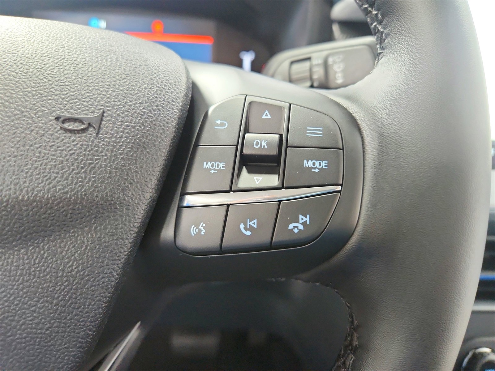 New 2025 Ford Maverick XLT w/ XLT Luxury Package image 23