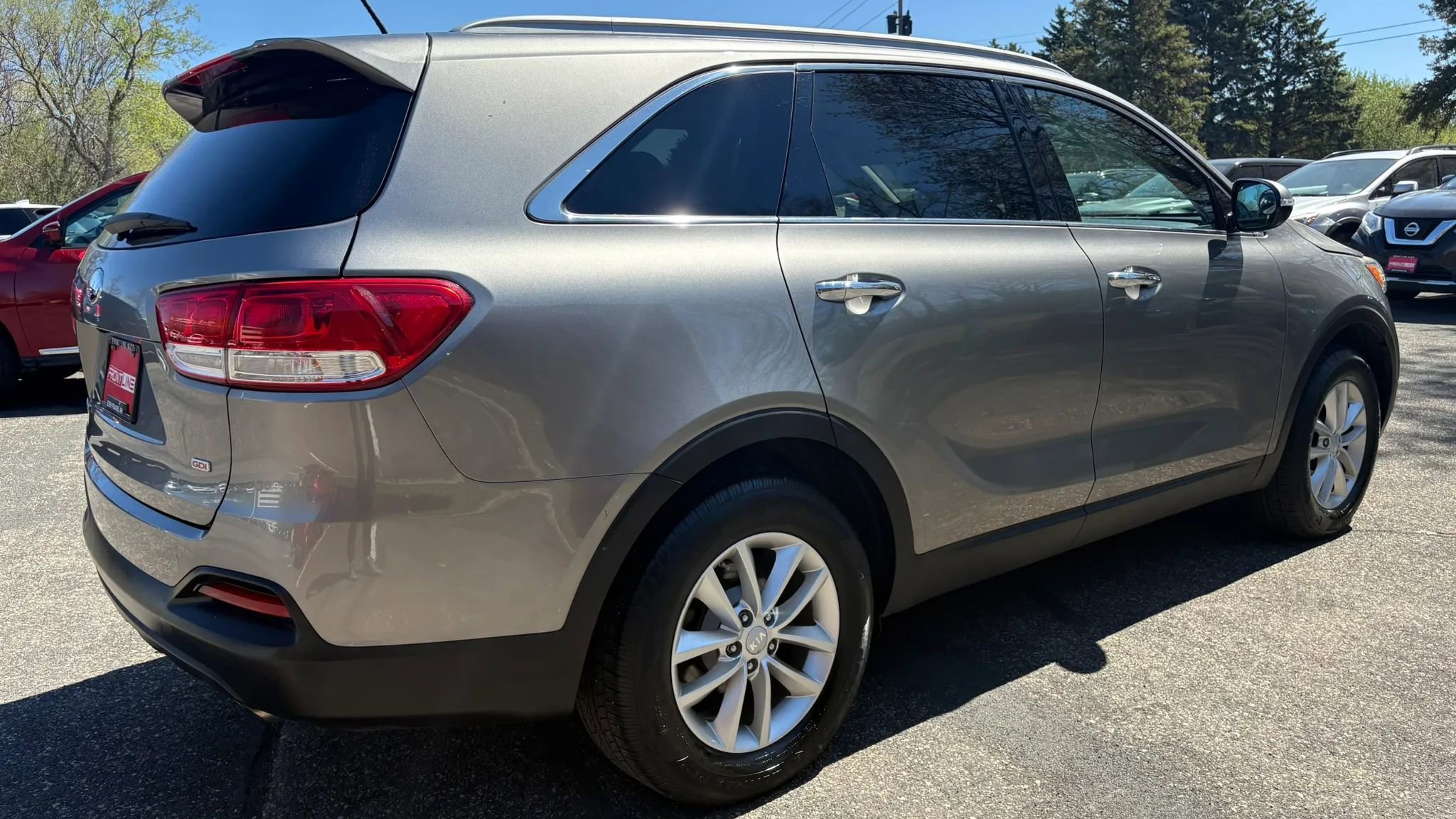 Used 2017 Kia Sorento FWD image 10