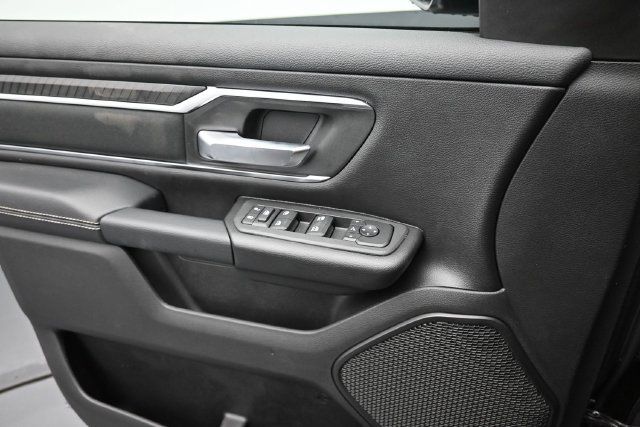 New 2027 RAM 1500 4x4 Crew Cab image 14