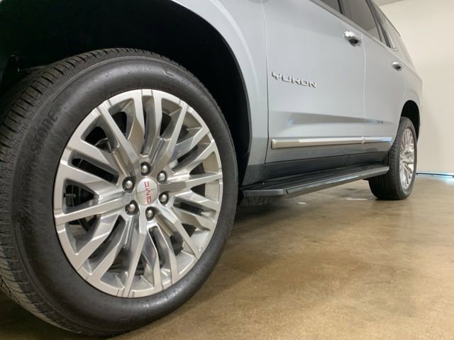 Used 2025 GMC Yukon Elevation w/ LPO, Floor Liner Package image 2