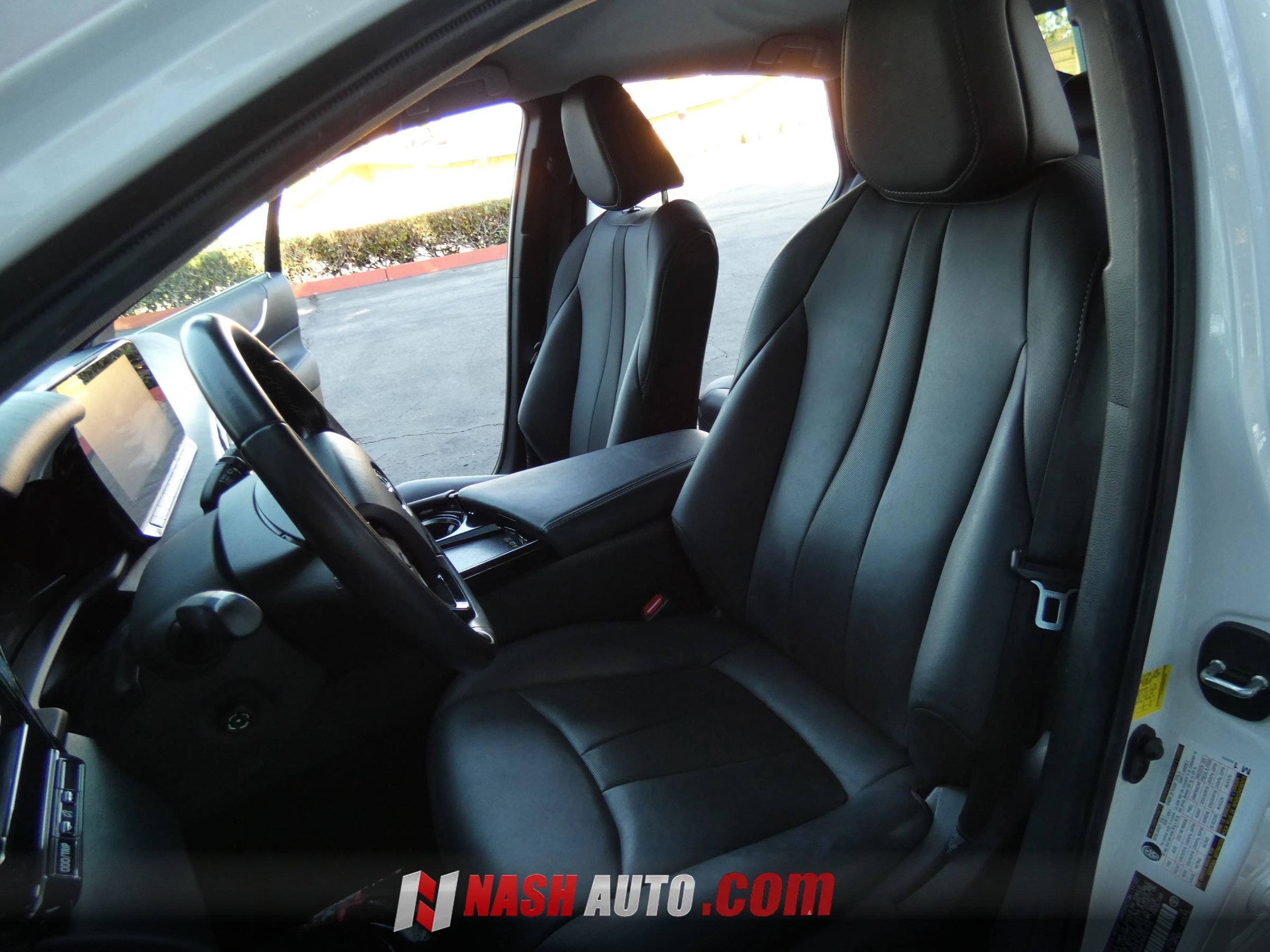 Used 2022 Toyota Mirai w/ Advanced Technology Package RWD image 50