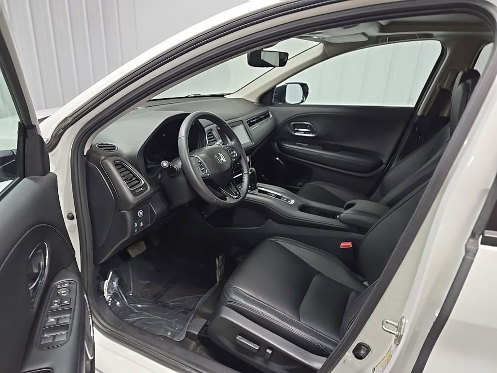 Used 2019 Honda HR-V Touring image 30