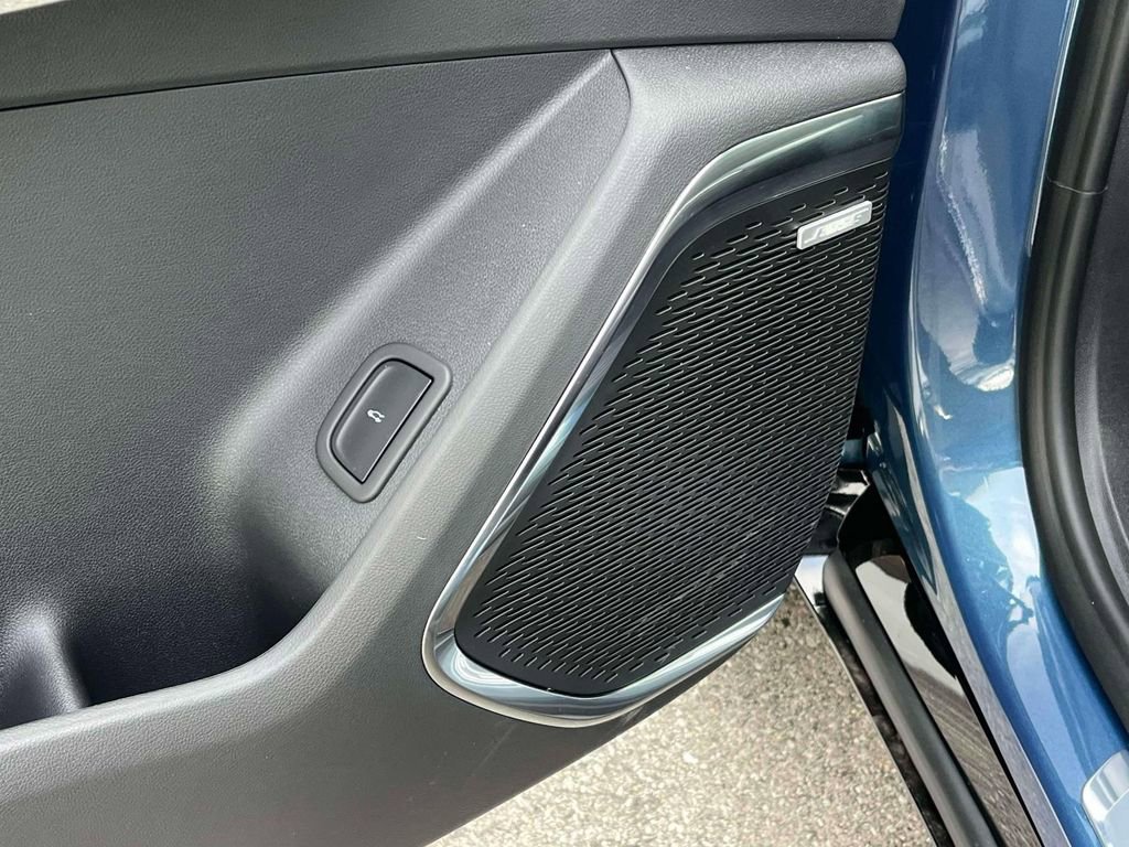 New 2026 GMC Acadia Denali w/ Super Cruise Package image 23