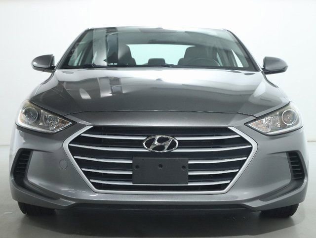 Used 2017 Hyundai Elantra SE w/ Cargo Package FWD image 5