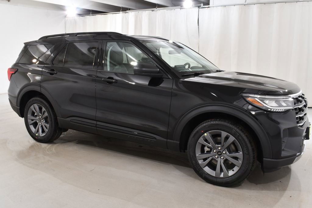 New 2026 Ford Explorer Active w/ Active Comfort Package image 5
