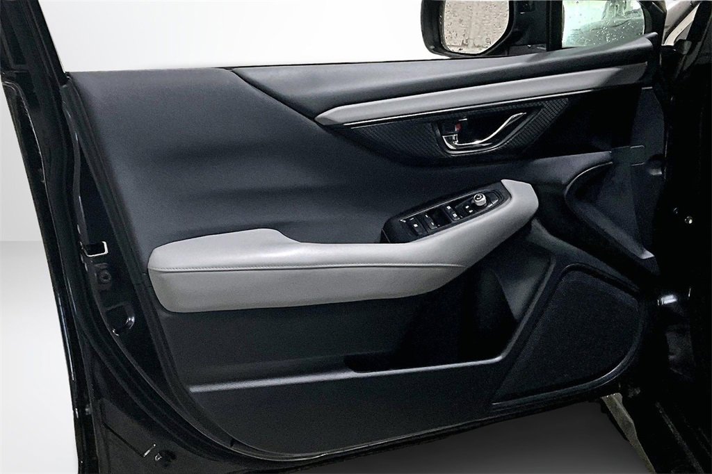 Used 2024 Subaru Outback Premium image 20