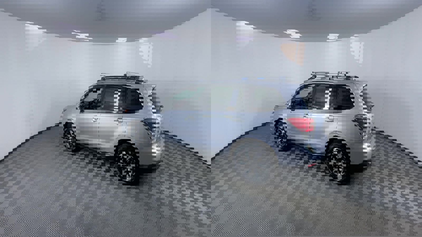 Used 2017 Subaru Forester 2.5i Premium w/ All-Weather Package image 6