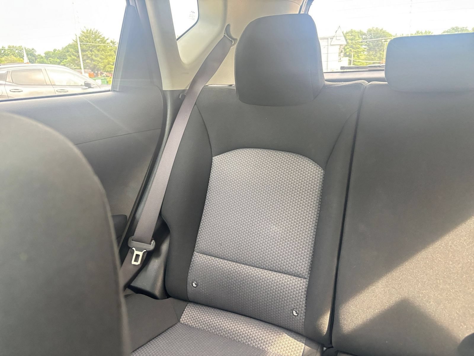 Used 2025 Kia Soul LX w/ LX Technology Package FWD image 36