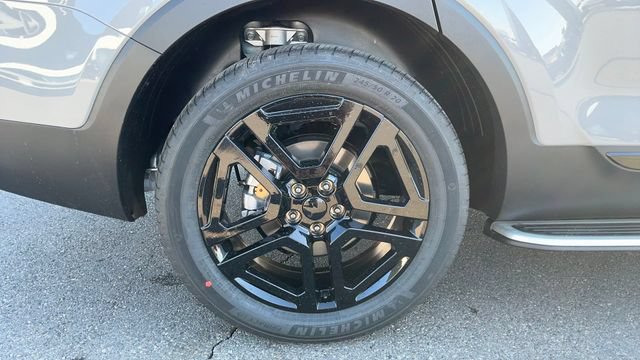 Used 2025 Kia Telluride EX X-Line AWD/4WD image 16