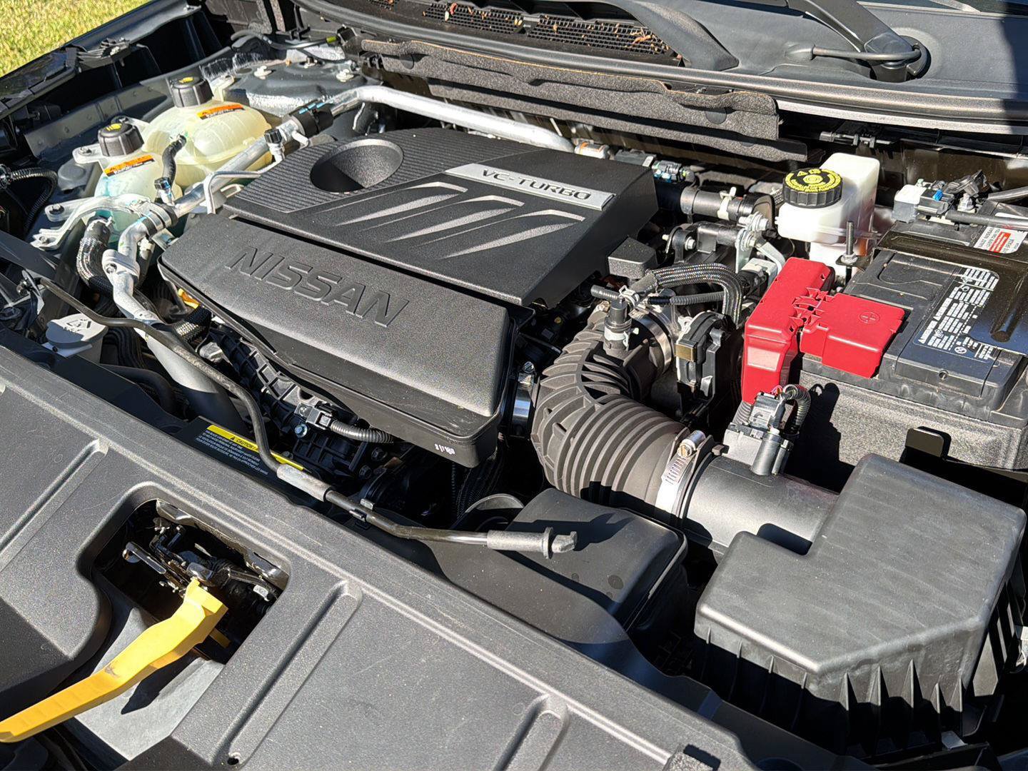 Used 2023 Nissan Rogue S AWD/4WD image 31