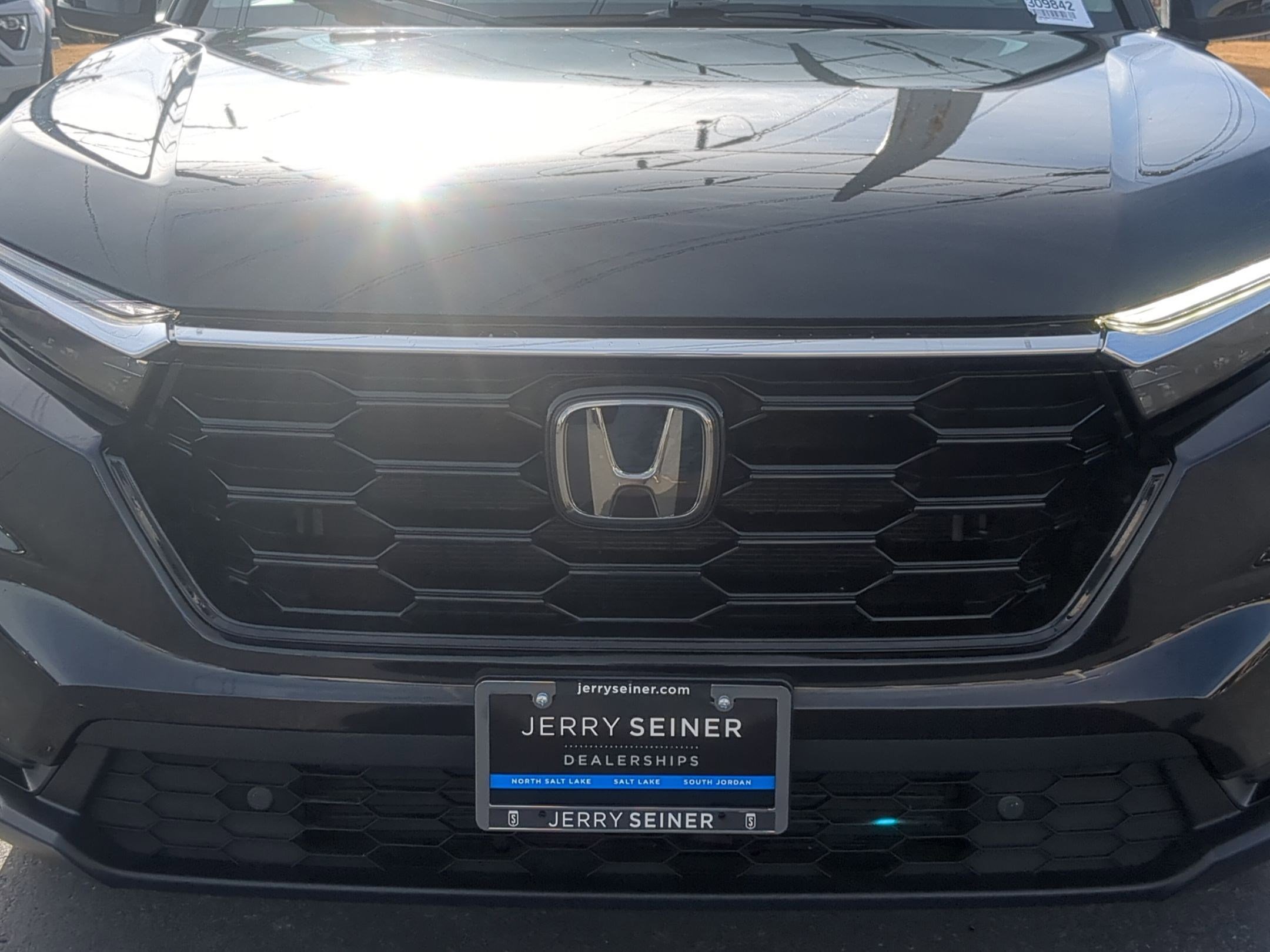 Used 2023 Honda CR-V EX-L image 10