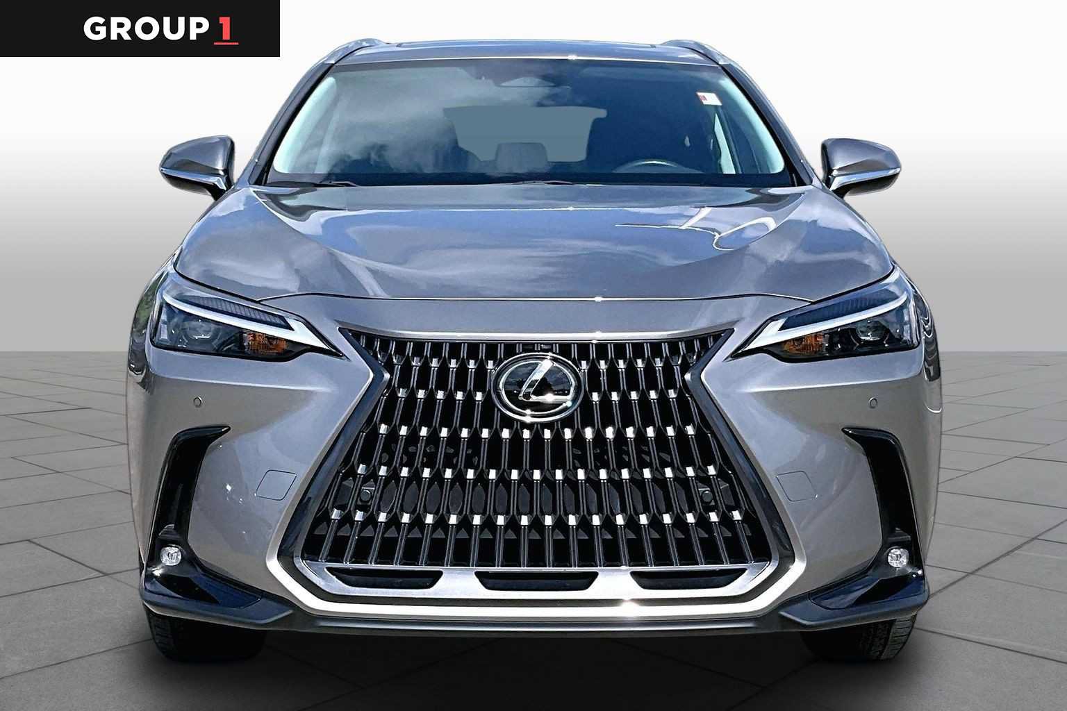 Used 2025 Lexus NX 250 FWD w/ Accessory Package (Z2) image 4