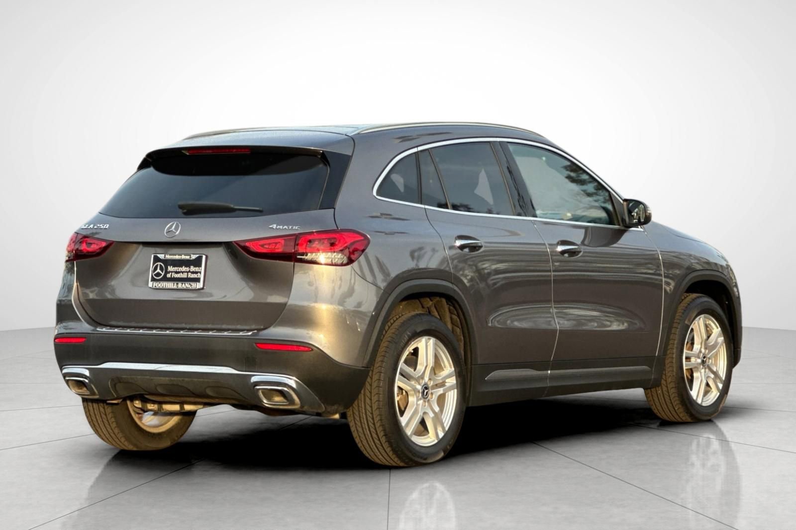 Used 2021 Mercedes-Benz GLA 250 4MATIC image 3