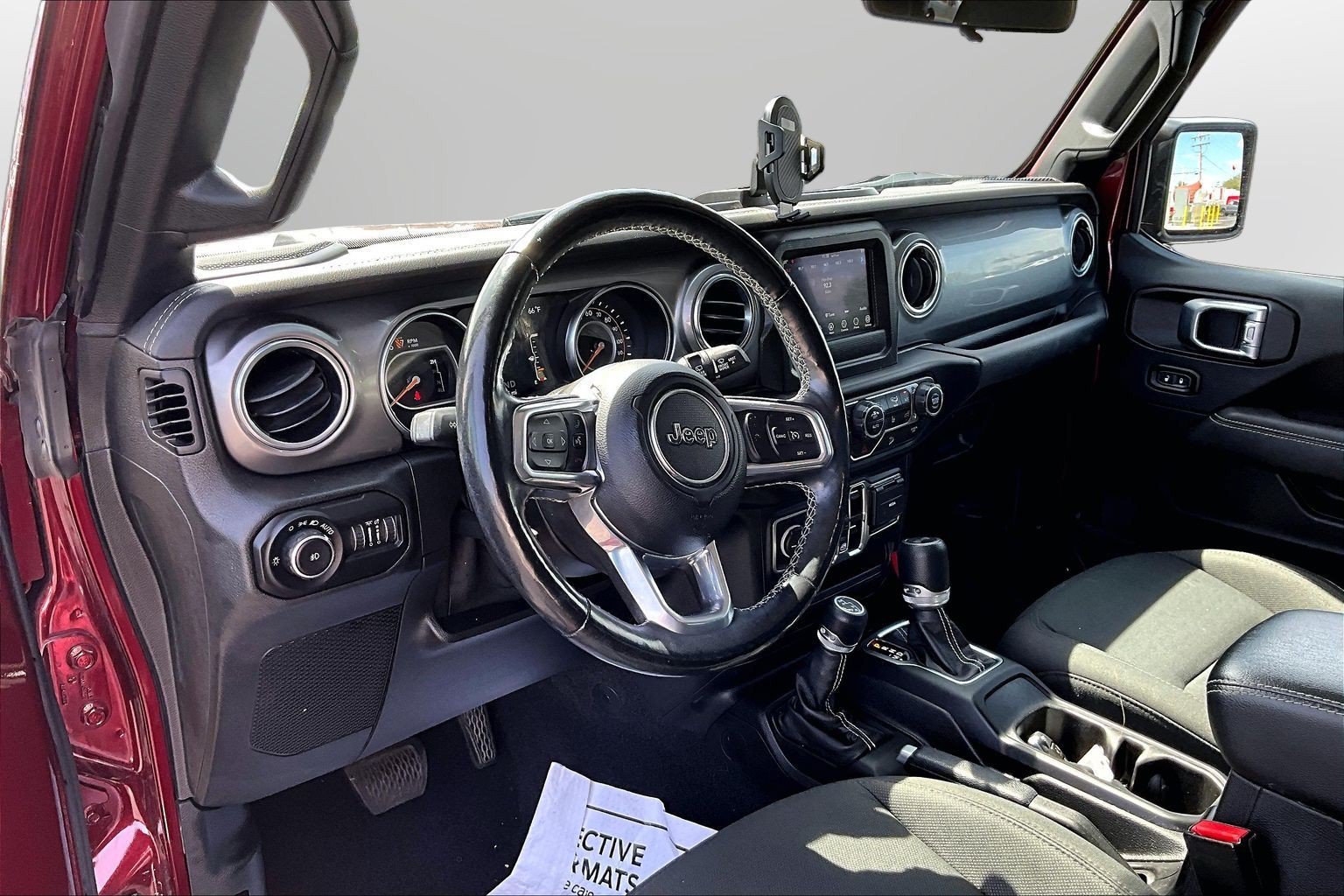 Used 2021 Jeep Wrangler Unlimited Sahara w/ Cold Weather Group AWD/4WD image 20