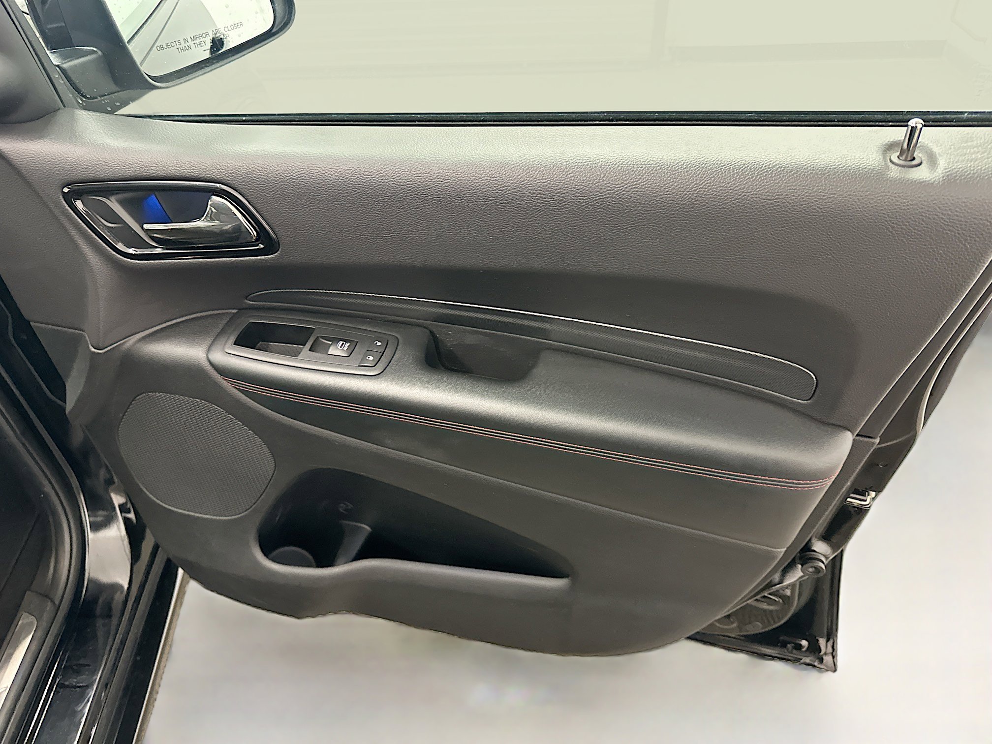 Used 2025 Dodge Durango GT image 35