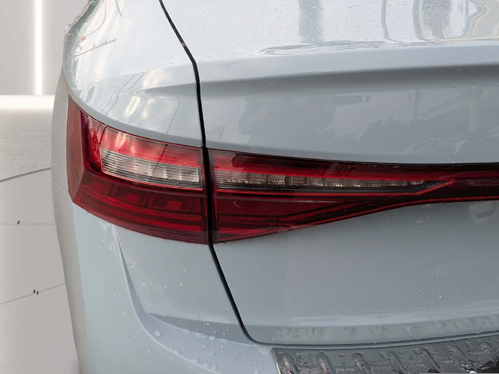 New 2027 Volkswagen Jetta GLI Autobahn FWD image 8