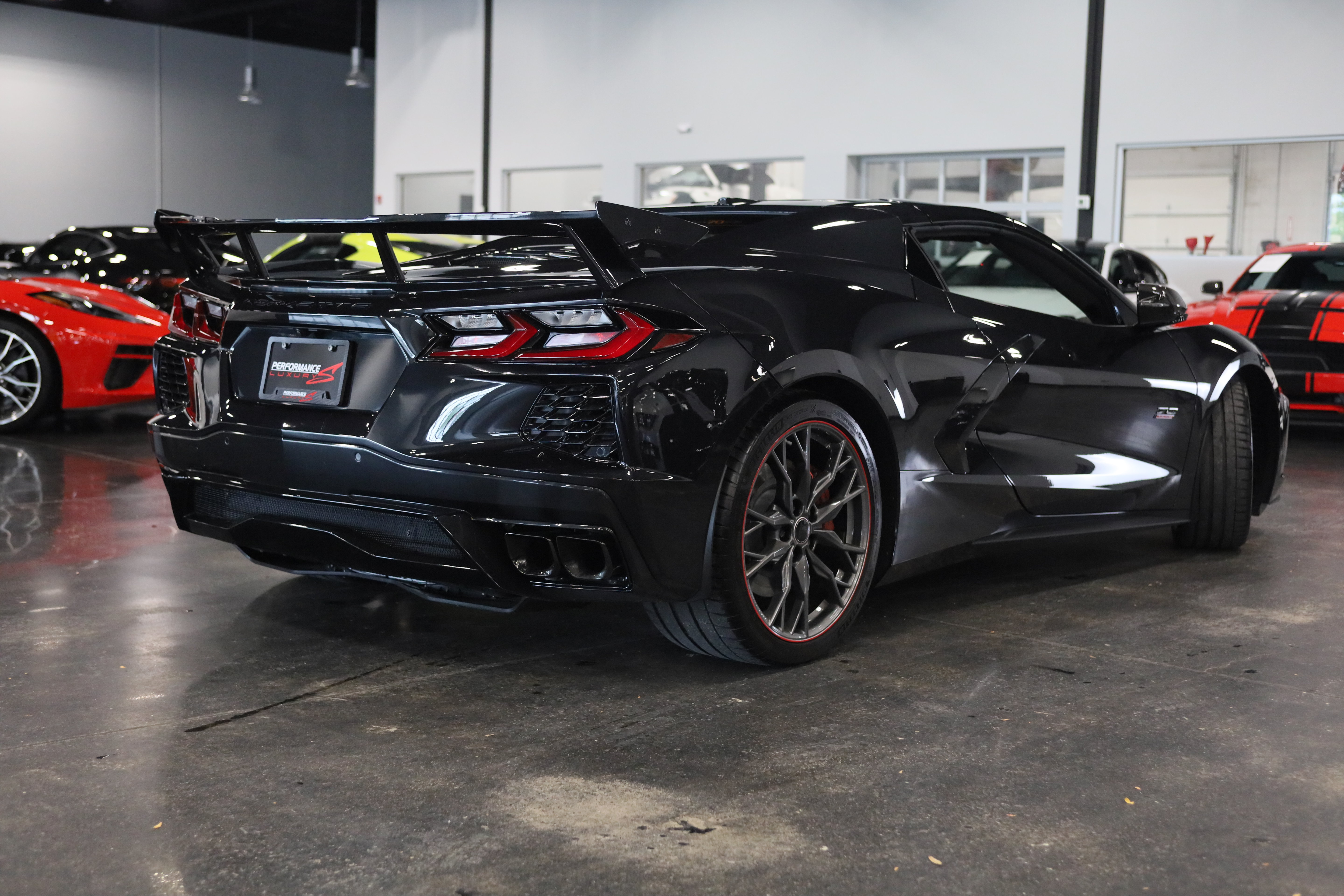 Used 2023 Chevrolet Corvette Stingray Premium Conv w/ Z51 Performance Package RWD image 7