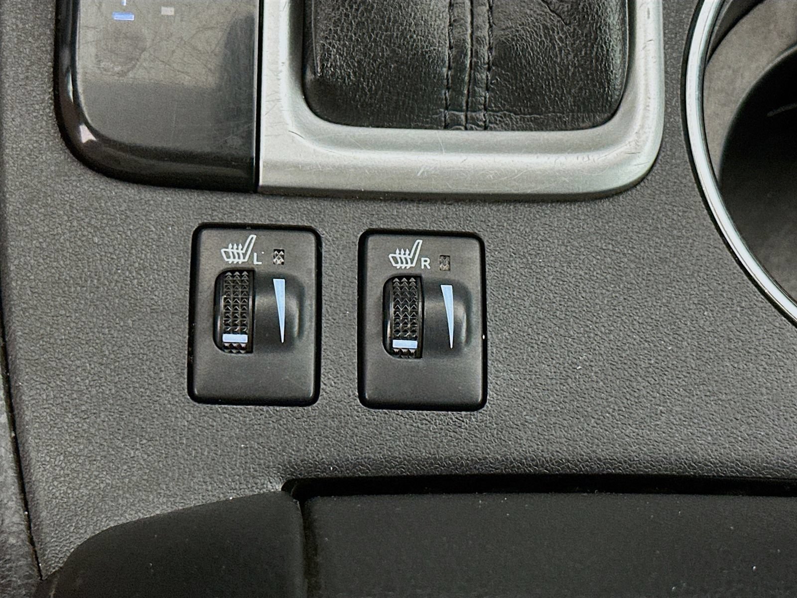 Used 2018 Toyota Highlander SE AWD/4WD image 20