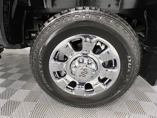 Used 2024 Ford F350 King Ranch w/ Chrome Package image 9