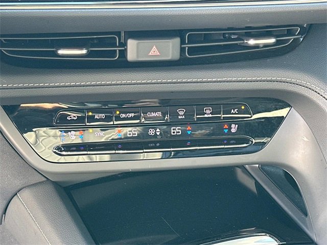 Used 2023 Buick Envision Avenir image 20