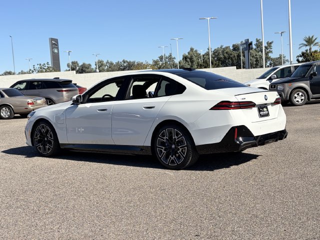 Used 2026 BMW 550e xDrive w/ Executive Package AWD/4WD image 29