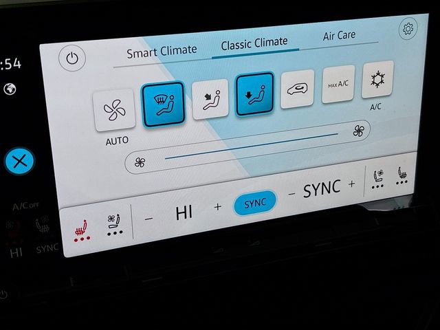 New 2026 Volkswagen Atlas Cross Sport SEL R-Line image 17