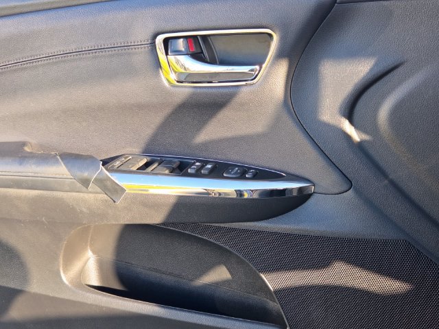 Used 2017 Toyota Avalon XLE FWD image 28